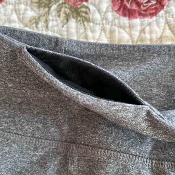 Eddie Bauer Women’s Trail Leggings. - Picture 6 of 6